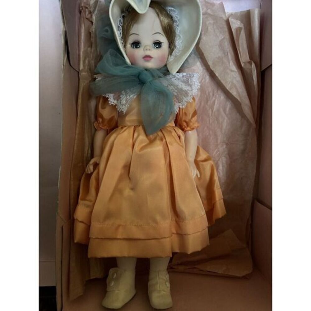 Madame Alexander 1566 Mary Cassatt 14" Doll‎ EUC